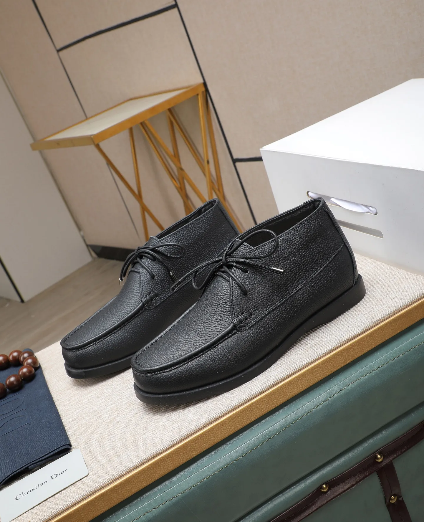 Men's shoes 💰600 Wool lining Original order quality Dior —🆘. Dior original order purchase, high-end leather shoes, fabric: imported cowhide from Italy ➕ water-dyed cow lining/wool lining ➕ special original outsole, fine workmanship, real-life photos 🎬 size: 38-44 (with full set of packaging)